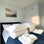 Daire Baltichoff Fun With Sea View, Basen, Spa, Gym, Sauna, Hala Sportowa Z Kortem Tenisowym *
