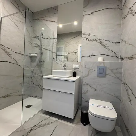 Baltichoff Fun With Sea View, Basen, Spa, Gym, Sauna, Hala Sportowa Z Kortem Tenisowym דירה